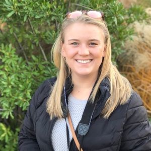 Meet your Posher, Abbie